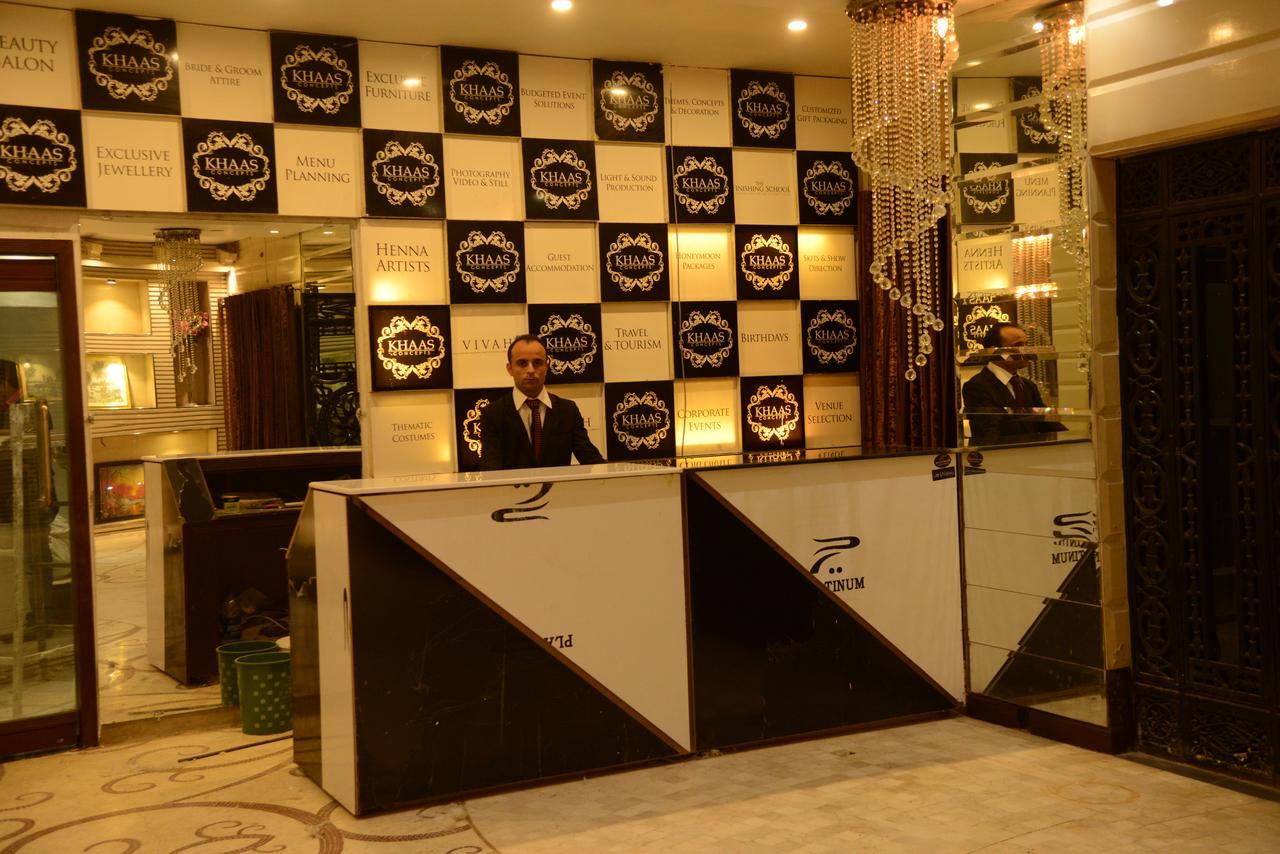 Gulberg Continental Hotel Lahore Buitenkant foto