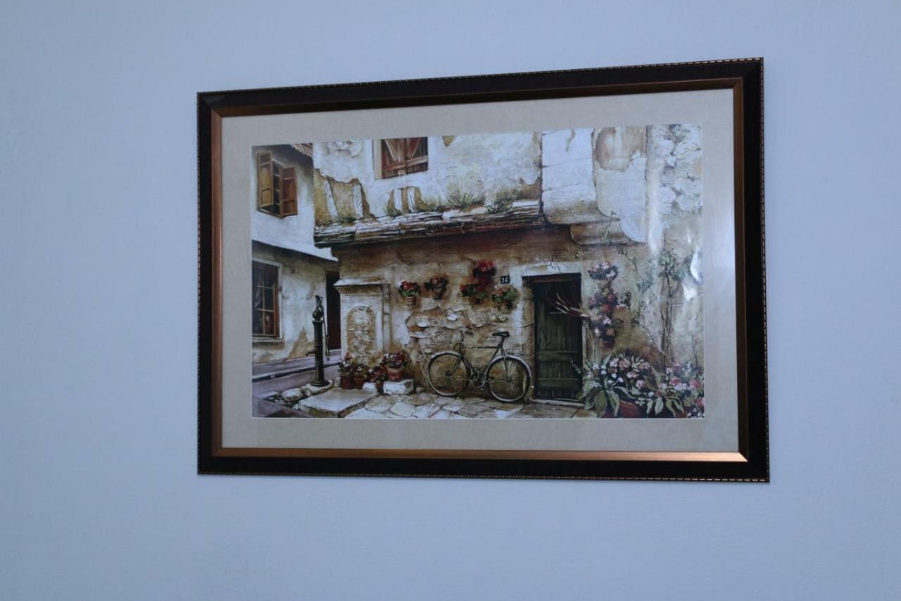 Gulberg Continental Hotel Lahore Buitenkant foto