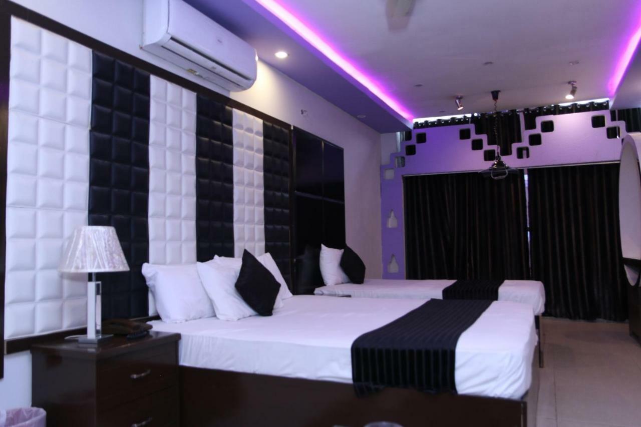 Gulberg Continental Hotel Lahore Buitenkant foto