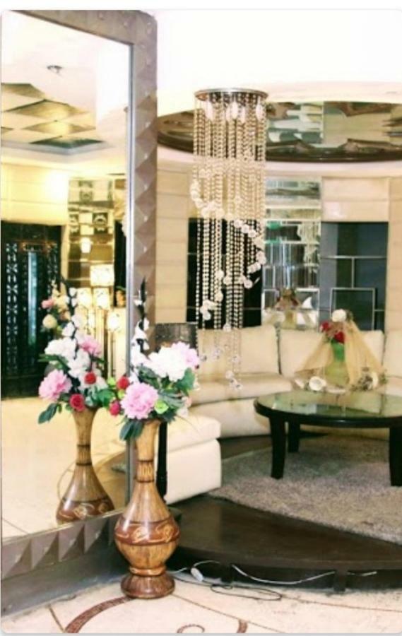 Gulberg Continental Hotel Lahore Buitenkant foto